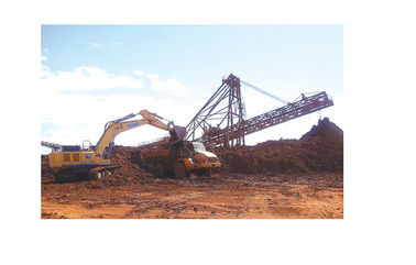 Groot Hydraulisch het Kruippakjegraafwerktuig van XCMG, emmercapaciteit 4.5m3, verrichtingsgewicht 88000kgs